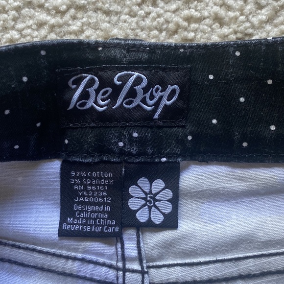 Vintage Y2K BeBop Polka Dot Shorts — Size 5!! - Picture 3 of 8